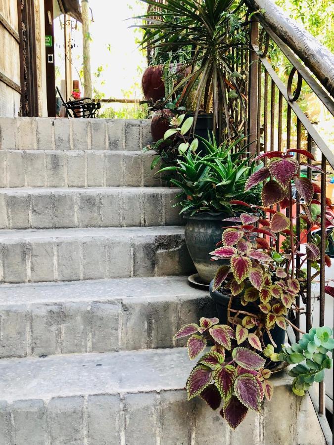 Trieste Neve Tzedek Boutique Suites Tel-Aviv Kültér fotó